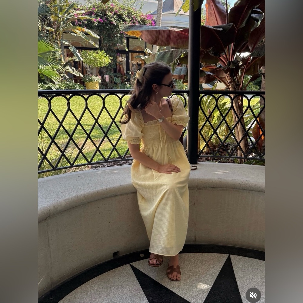 Hill House Scarlett Nap Dress Butter Yellow Tonal Seersucker Midi - Picture 7 of 12
